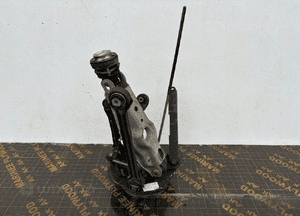 BMW 1 E81 / E87 Zwrotnica piasta tył Lewy - 16272 1