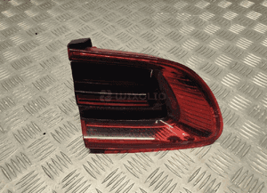 Porsche macan lampa lewa tylna w klapę 95B945093F 2