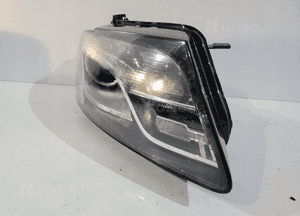 Audi Q5 8R Lampa Xenon R - 13688 2