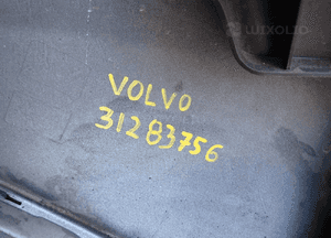 Zderzak tył volvo C40 r-design  31283756 4
