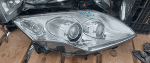 Przod przednia lampa prawa renault laguna 3 xenon !bez przetwornicy! 1