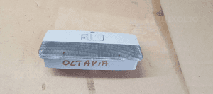 Lampka podsufitki oświetlenie kabiny Skoda Octavia II 1Z0947105 3