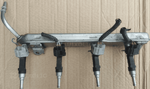 Toyota Yaris 1.33 1NR Urban Cruiser wtryskiwacz listwa wtryskowa 23209-47010 2