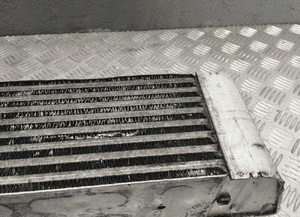 Bmw E60 E61 E64 chłodnica powietrza intercooler 7791909 6