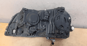 Lampa przod przednia prawa  volvo XC-90 XC90 i  xenon 2