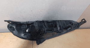Peugeot 407 coupe lampa przód przednia lewa xenon 2