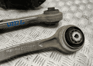 ZWROTNICA WAHACZ LEWY PRZOD MERCEDES W222 ORG FV 3