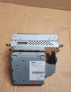 } Nissan 28185-EQ300 / 28185EQ300 X-TRAIL (T30) 2005 Radio z odtwarzaczem CD plus wyświetlacz 283A0 EQ400 9