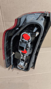 Lampa prawa tył tylna dolna volvo V70 ii 4