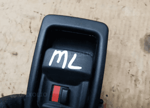 Klamka klapy bagażnika Mercedes ML W163 1637600061 7