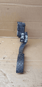 Pedał gazu potencjometr Audi A4 B6 1.6 8EI721523A 8E1721523A 1