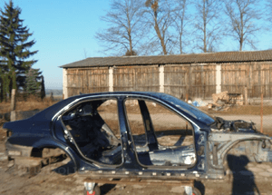 Błotnik ćwiartka prawy tył mercedes W212 e-klasa sedan k.l C359 1