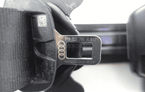 Pas bezpieczeństwa prawy przód audi A3 8Y 20- 6
