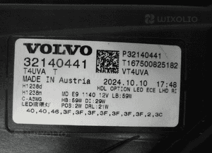 Volvo XC40 lift full led nowa  pixel lampa przednia prawa prawy przód 12