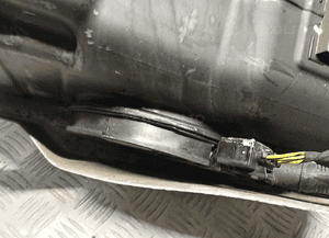 BMW F10 F11 ZBIORNIK POMPA ADBLUE 7212607 14