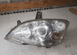 Mercedes vito W639 lampa lewy lewa przód xenon A6398203061 przetwornica uk 1