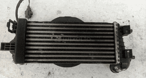 FORD FOCUS MK3 1.6 intercooler CV61-9L440-VC / BV61-8C607-SC 1