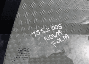 Szyba karoseryjna lewy tył ford ka 2007 radom 2