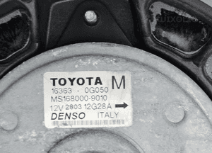 Toyota Avensis T25 Corolla Verso 2.0 2.2 D4D wentylator wentylatory chlodnicy 5