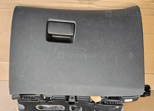 Opel Astra J 4 IV półka schowek pasażera