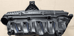 Peugeot 207 308 3008 Citroen C4 1.4 1.6 16V VTi obudowa filtra powietrza V-7534822-80 7609546 10