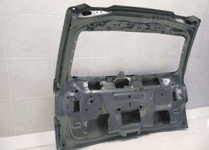 Land rove discovery sport L550 klapa bagażnika tył 8