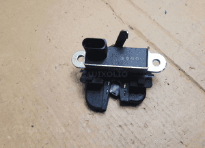 Zamek klapy tył Seat Leon 2 II 1P0827505 3