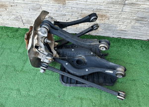 Zwrotnica wahacze wahacz lewa tylna bmw 2 G42 6893969 1