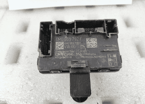Vw ag sterownik moduł drzwi 4M0959792F 2