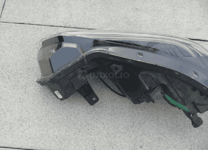Nissan leaf ii 2017- lampa soczewka led prawa oryginał ładna 26010 5SH0A 4