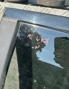 Drzwi lewy tyl tylne kpl mercedes ml W164 C197 org 2
