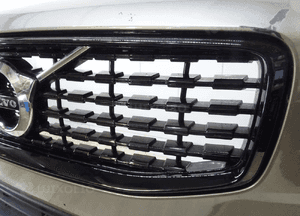 Volvo V60 ii 2019 zderzak przód 31690589 6