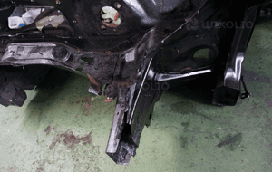 Słupek prawy przód porsche panamera 970 2013 6