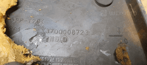 Osłona pokrywa silnika Dacia Logan 1.5 DCI 8200252409 8200299952 9