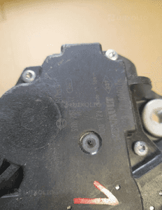 SILNICZEK TYLNEJ WYCIERACZKI MEGANE III 0390201847 3