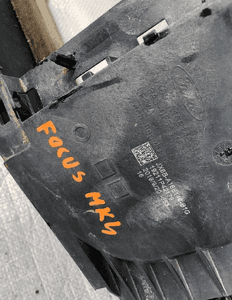 Ford focus MK4 pas przedni wzmocnienie czołowe 18- 5