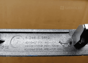 Listwa dekor konsoli Renault Clio III Lift 8200407858 5