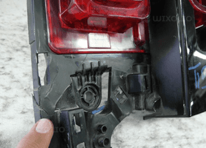 Land rover defender 2 ii lewa lampa tył tylna led L663 K129/530 3