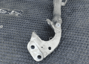 Sanki 8T0399315J Belka Wózek Zawieszenia Trawers Przod Przednia Audi A4 B8 A5 8T 22
