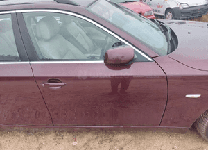 Drzwi prawy przód bmw E60 E61 barberarot A39/3 w kolor bez malowania 1