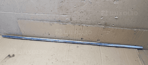 Listwa zgarniająca drzwi prawy przód chrom VW Passat B5 FL 3B0837478E 1