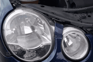 VW Polo  02-06 9N lampa przód przednia prawa lewa 1