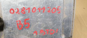 Sterownik komputer silnika VW Passat B5 1.9 TDI 0281011205 5