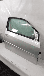 DRZWI PRZÓD PRZEDNIE PRAWE 3d 3 drzwiowy FORD FIESTA MK.6 6 VI 62 SREBRNE 3