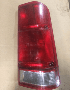 Lampa tylna prawa Land Rover Discovery 2 II 1