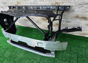 Pas przedni wzmocnie bmw X5 G05 lci 2
