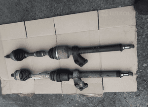 Mazda 3 BK 03-09  1.6 16V Prawa  Półośka półoś 1
