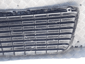 ATRAPA GRILLA CHRYSLER 300C  11LX-112AA 7
