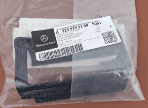 Mercedes-Benz W223 Osłona szyny siedzenia A2239195100 1