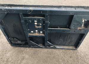 Tylna klapa 5 drzwi LAND ROVER DEFENDER 4